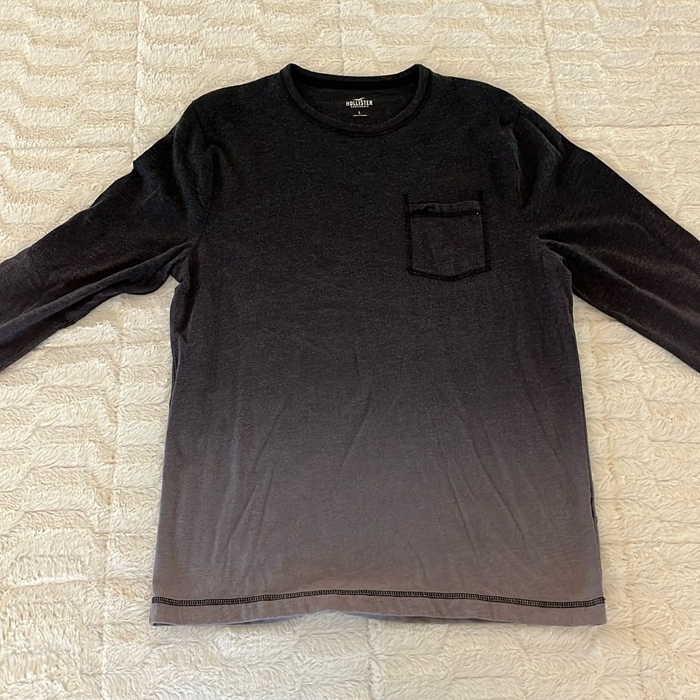 Hollister men’s long sleeve shirt